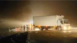 На Волині сталася ДТП за участі буса та вантажівки (фото)