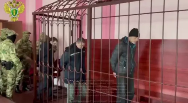 У «ДНР» відбулося судилище над трьома українськими військовими