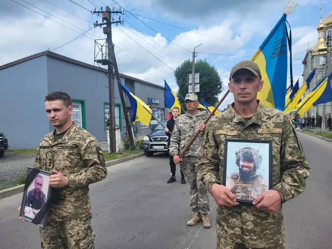 У Ковелі попрощалися із двома Героями – Олександром Філоном та Русланом Ілюшиком (фото)