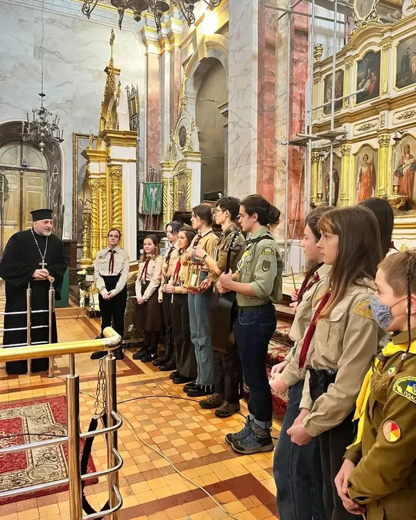 Вифлеємський вогонь миру вже у Луцьку: де і коли  можна взяти