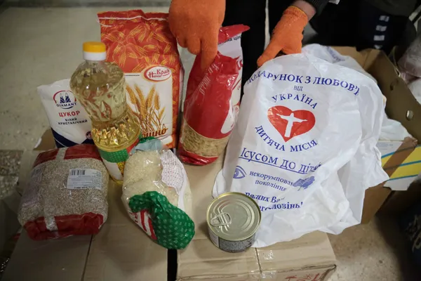 Волиняни відправили 4 тонни вантажу на допомогу погорільцям Луганщини (фото)