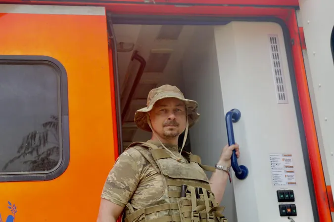 Хлопці сподіваються на тебе, – волинський бойовий медик рятує сотні життів на пекельному Донбасі