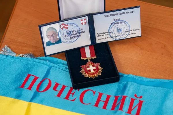 Британському режисеру вручили звання «Почесний громадянин Волині»