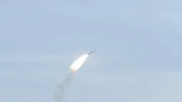 Росіяни атакували Кременчук у роковини ракетного удару по ТЦ «Амстор» (відео)