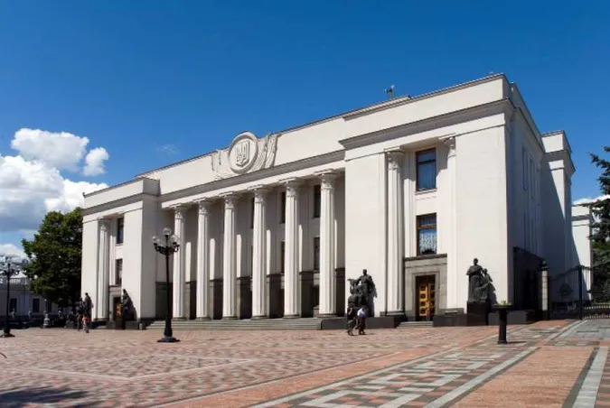 Хто не готовий підписуватися кров‘ю – з‘їдають, – журналістка про заяву Шкітера