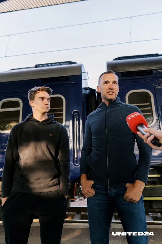 Зірка серіалу «Надприродне» приїхав до Києва (фото)
