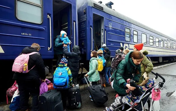 Чернігівська вихователька героїчно врятувала 30 дітей із дитбудинку