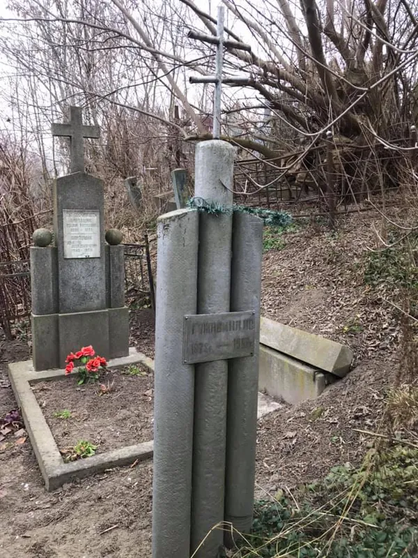 Цвинтар, радянський модернізм і трохи заздрості: Луцьк очима туристки (фото)