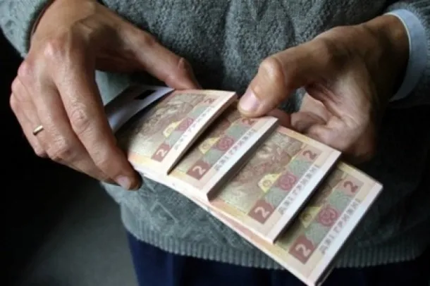 Державний борг на рівні 20 місячних зарплат 