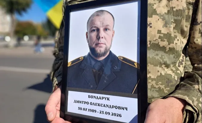 На Волині провели в останню дорогу молодшого сержанта Дмитра Бондарука (фото)