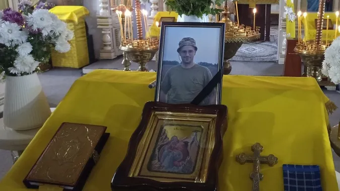 На Волині в останню дорогу провели молодого Героя Максима Кухтея (фото)