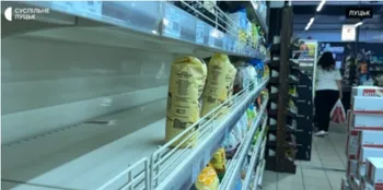 У Луцьку спорожніли полиці супермаркетів: чи є дефіцит круп і макаронів та як змінилися ціни (фото, відео)