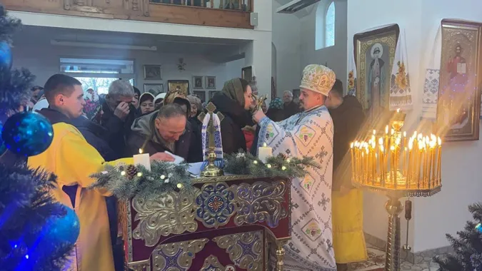 Раніше священник МП не допускав до сповіді прихильників української церкви: у храмі на Волині відзначили престольне свято (фото)