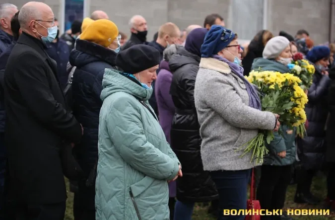 У Луцьку попрощались із єпископом Олегом Ведмеденком, який трагічно загинув (фото)