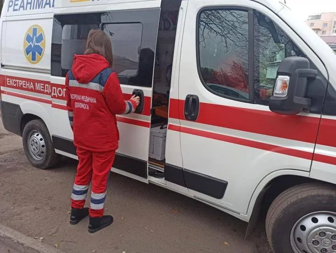У Володимирі виявили чоловіка з тяжкими травмами, він помер у лікарні