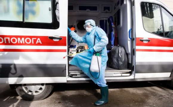Ще двох українців госпіталізували з підозрою на коронавірус