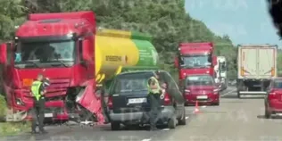 На Волині зіткнулися бензовоз і легковик: водій загинув на місці (оновлено)