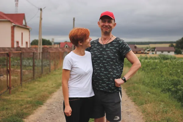 «Наші кури стали гурманами»: як подружжя з Луцька навчилося варити сир (фото)