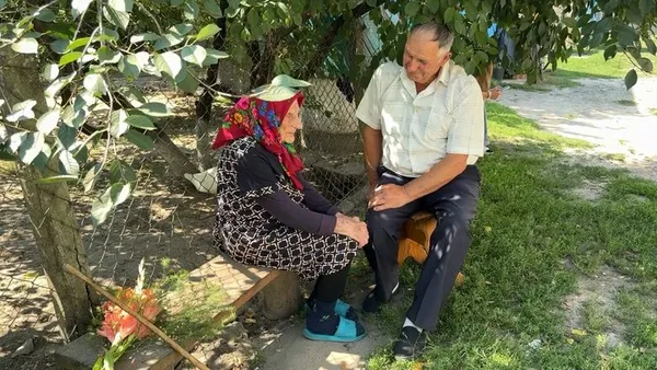 У свої 104 роки ще порає господарство: як живе довгожителька з Волині (фото)