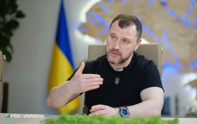 В Україні каратимуть чоловіків, які виїхали за кордон: готують новий закон