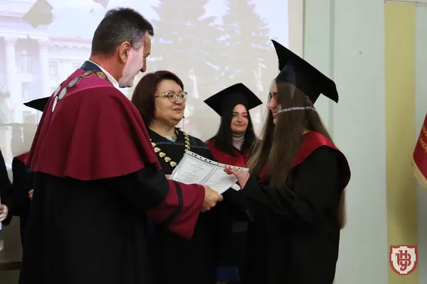Дипломи магістрів отримали випускники ще шістьох факультетів ВНУ