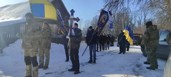 На Волині провели в останню путь захисника Валерія Демуся (фото)