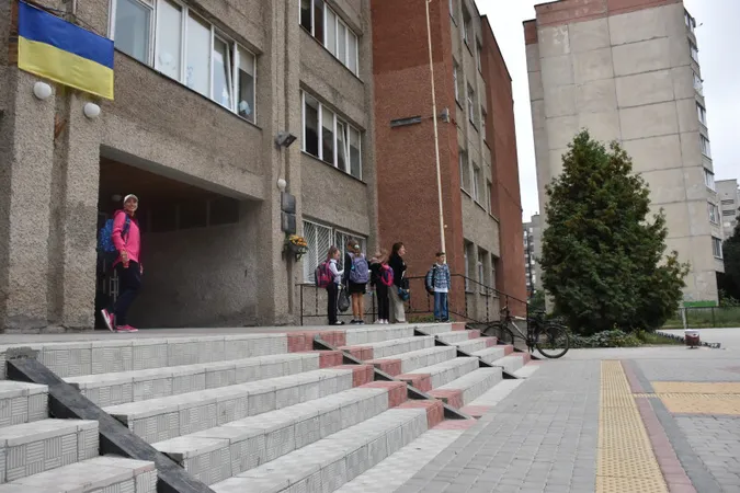 У Луцьку відремонтували три пришкільні території та спортзал (фото)