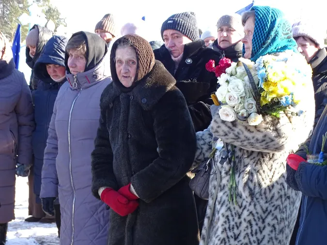 Востаннє додому: на Волині попрощалися з загиблим на Сумщині воїном Павлом Фіщуком