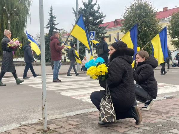 Не дожив чотири дні до дня народження: у Ковелі попрощалися з воїном Володимиром Кашубою (фото)
