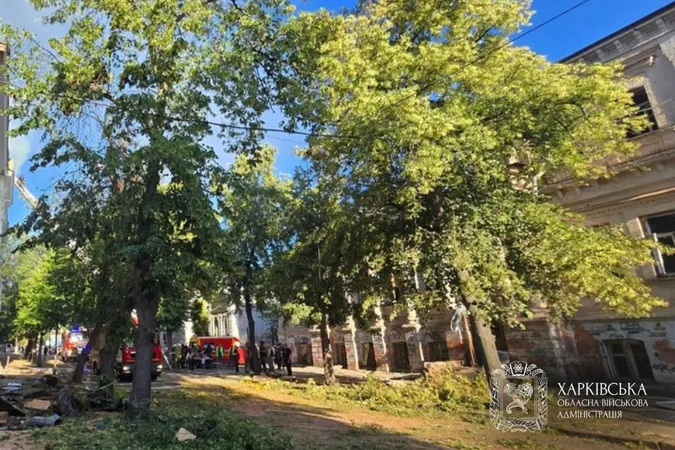 У Харкові дрон влучив у художній музей – постраждало 1-місячне немовля
