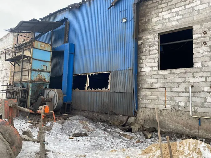 У Нововолинську стався потужний вибух на ливарному підприємстві (фото, відео)
