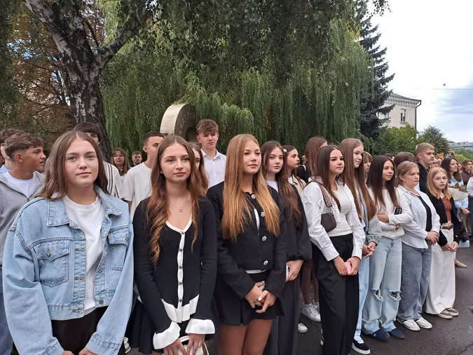 Перший дзвоник, діти та реформи: як у Ковелі відзначили 1 вересня (фото)