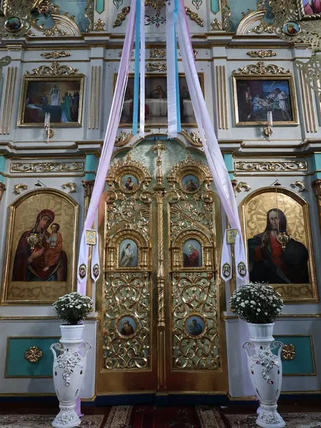 До волинського храму повернули давні відреставровані ікони (фото)