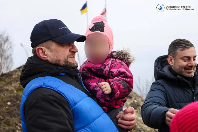 Україна повернула ще 11 дітей з Росії та окупованих територій (фото)