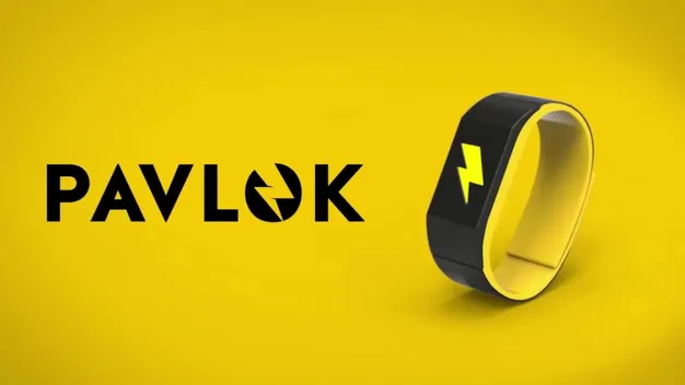 З’явився браслет, що б’є струмом за думки про шкідливі звички (відео)