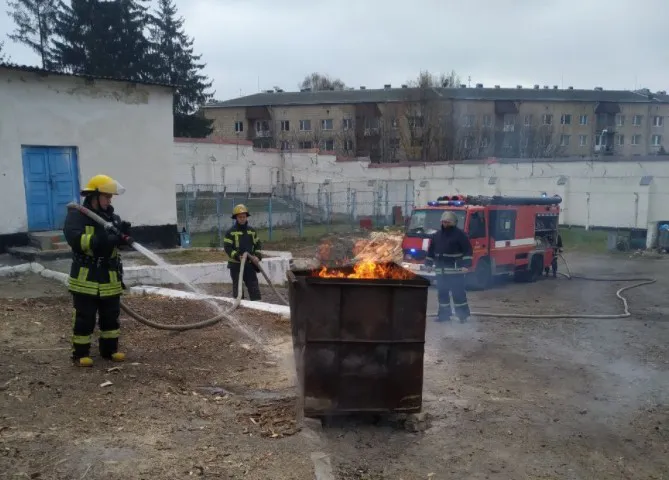 У Луцьку «горіла» частина СІЗО (фото)