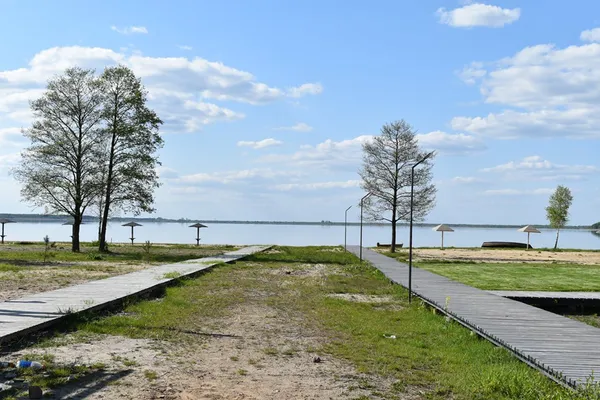 Світязь готується зустрічати туристів: як змінився пляж (фото)