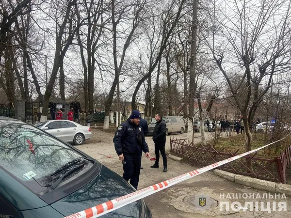 Біля будівлі ТЦК у Кам'янці-Подільському стався вибух – є загиблий і поранені, – ЗМІ