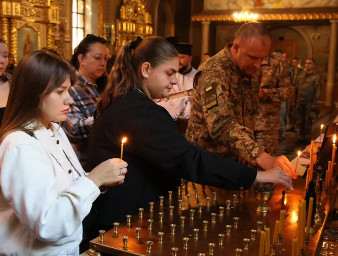 На Волині родинам полеглих прикордонників вручили державні нагороди (фото)