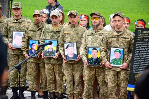 Як на Донбасі вшанували загиблих волинських Героїв (фото)