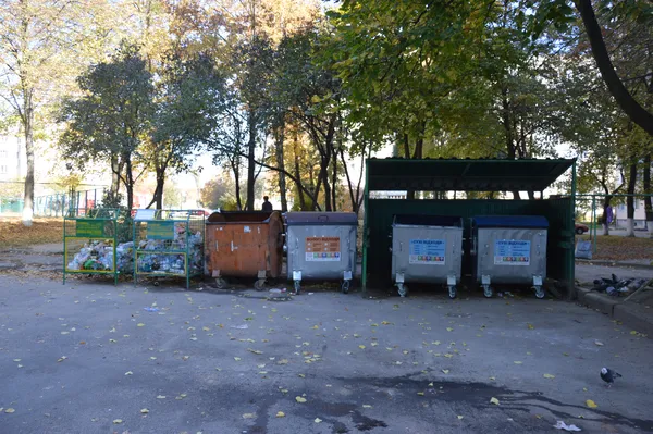 Сортування сміття по-луцьки: як треба та чого робити не варто