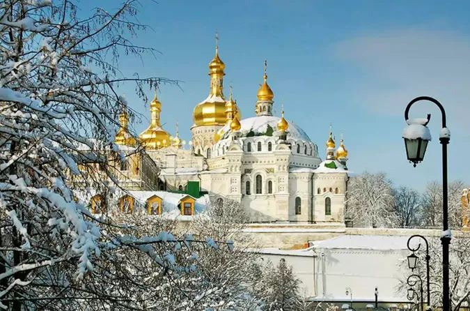 Успенський собор та Трапезну церкву Києво-Печерської Лаври повернули у користування держави