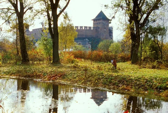 Казковий осінній Луцьк у фото