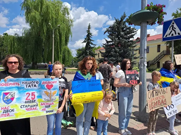 У Ковелі провели  акцію на підтримку військовополонених і зниклих безвісти (фото)