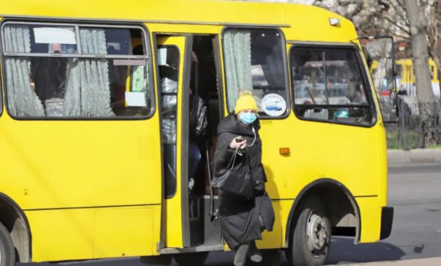 Просять перевозити «стоячих» пасажирів: Луцькрада звернулася до Кабміну