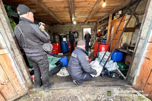 Залізничники з Волині крали дизпаливо з тепловозів та продавали його (фото)