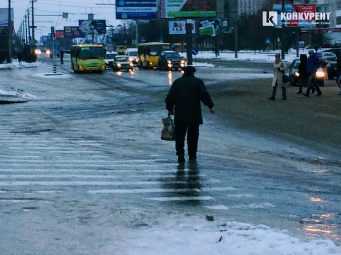 Скільки лучан скалічилося через ожеледицю