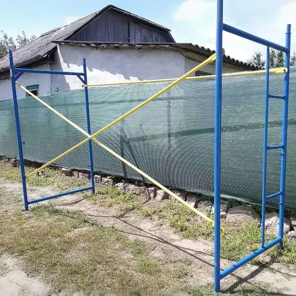 Будівельне риштування для професійних висотних робіт