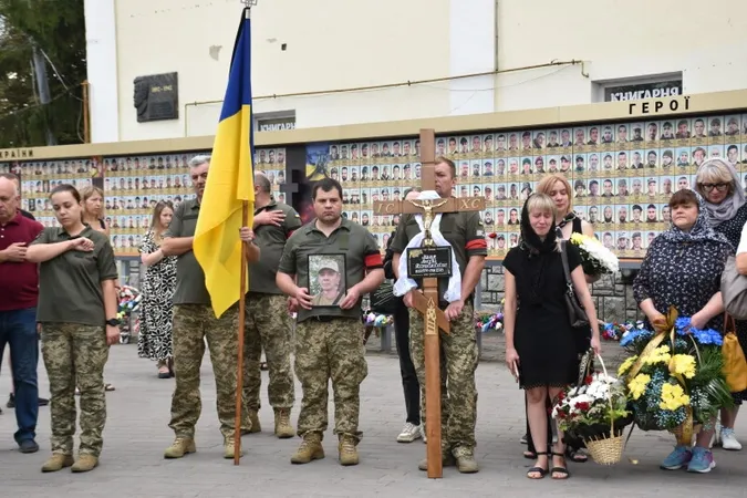 У Луцьку попрощались з Героєм Андрієм Лящуком (фото)
