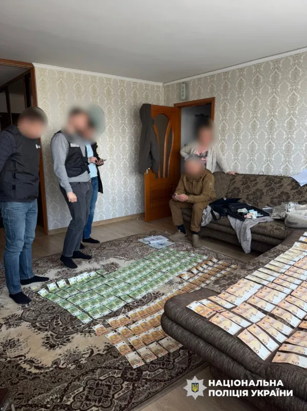 Вилучили гроші, авто, мотоцикли: керівників ТЦК по всій країні «трусила» поліція (фото)